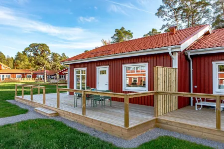 Stora Frögården Отели рядом с достопримечательностью «JAGS Museum»