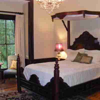 Adair Manor Bed & Breakfast Rooms