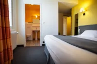Brit Hotel le Surcouf - ที่มีที่จอดรถ
