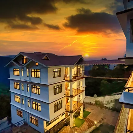 Voyage Dream Villa Retreat