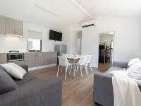 Adelaide Caravan Park - Aspen Holiday Parks Hotels in Hackney
