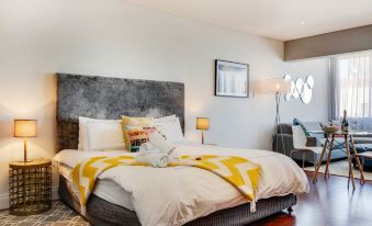 Mouille Point Apartments