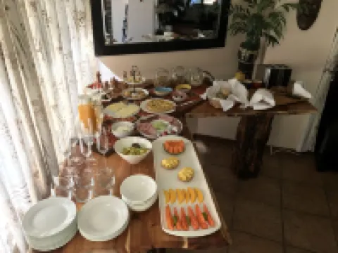 Easy Five Guest House Hotels near Koop Sentrum