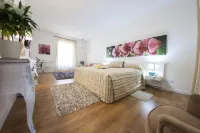 Operetta House