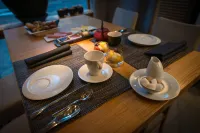 Hôtel Hors-Château - Liège Centre Historique - breakfast