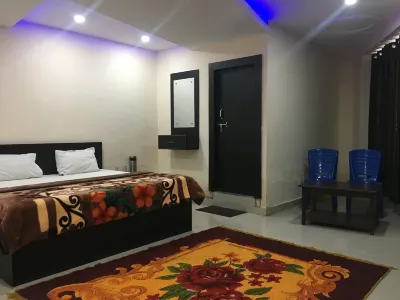 Hotel Duke Inn 잔시 호텔