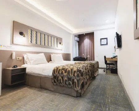 Thomas Albert Hotels in Chisinau