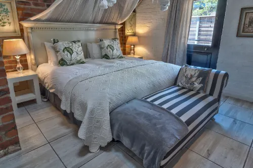 Los Olivos at the Yard