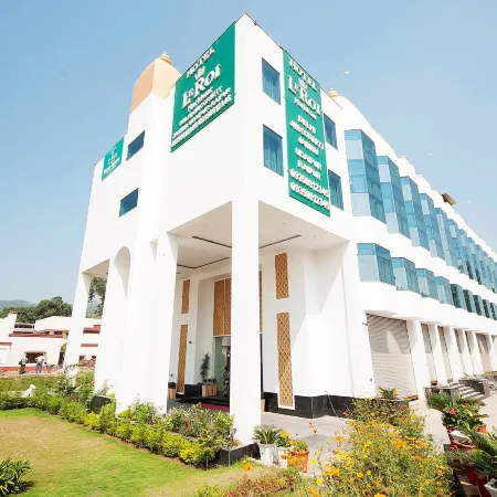Le Roi Haridwar Hotel