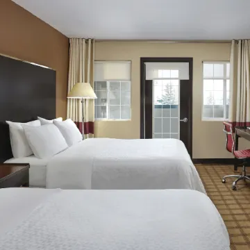 Four Points by Sheraton Hotel & Suites Calgary West
