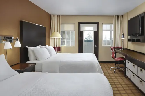 Four Points by Sheraton Hotel & Suites Calgary West