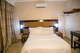 Aabiya Lodge