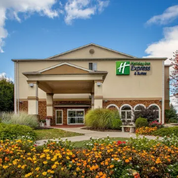 Holiday Inn Express & Suites ALLENTOWN WEST by IHG