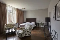 First Hotel Grand Hotel dekat Odense Zoo