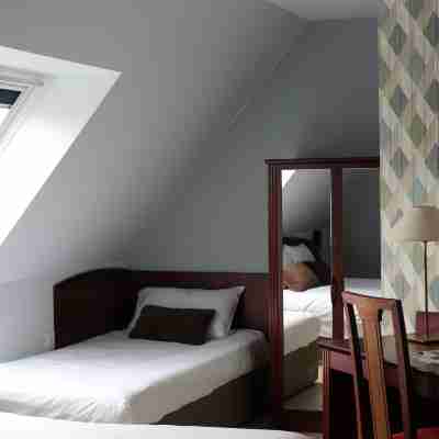 Hôtel Crocus Mémorial Rooms