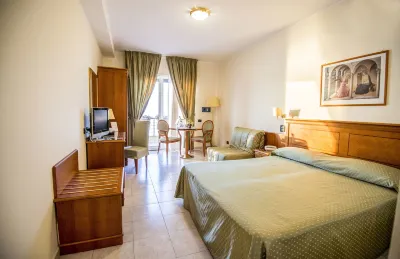 Grand Hotel Victoria Hotels in 