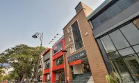 Itsy Hotels Deluxe Inn