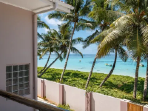 シャナズ ビーチサイド リトリート アンス・ロイヤルのホテル