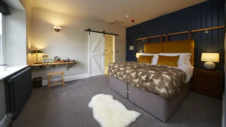 The Fox and Coney Inn Отели в г. Уиттон