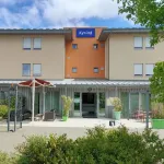Kyriad Saint Chely d'Apcher - Aire de La LOZÈRE Hotels in Loubaresse