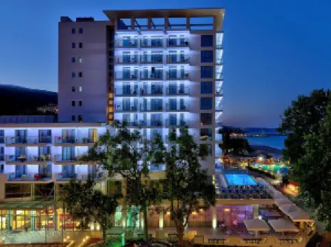 Grifid Metropol Hotel - Premium All Inclusive & Private Beach - Adults Only