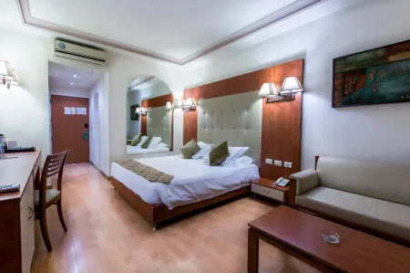 Princessa Hotel Отели рядом с достопримечательностью «Lavender Ville Wedding Venue»