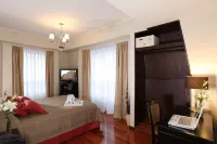 Europlaza Hotel & Suites