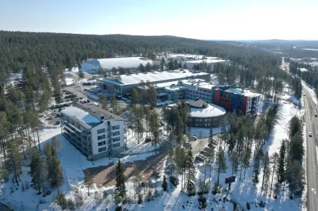 Santasport Apartment Hotel Отели рядом со станцией Железнодорожная станция Рованеми