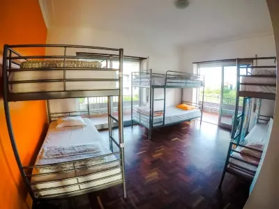 Carcavelos Hostel Hotels in Каркавелуш