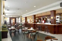 Holiday Inn Express & Suites Solana Beach-Del Mar Hotels in Solana Beach