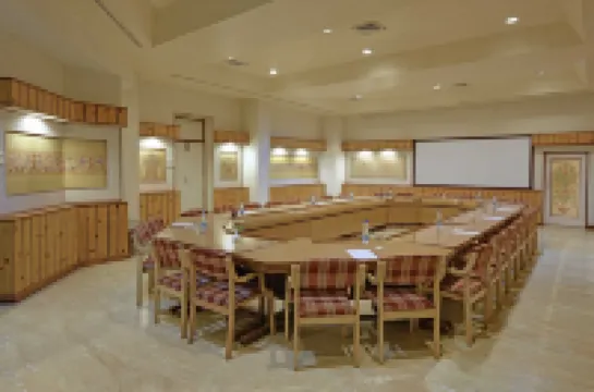 Swaroop Vilas - Lake Facing Boutique Hotel