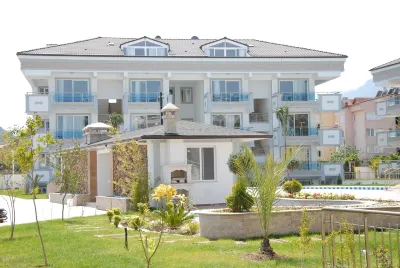 Tebriz Apart Hôtels à proximité de : Пляж отеля "Magic Garden Resort" -- Veranda Beach