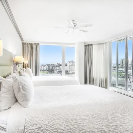 Victoria Regent Waterfront Hotel & Suites