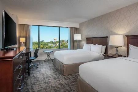 Hilton Greenville