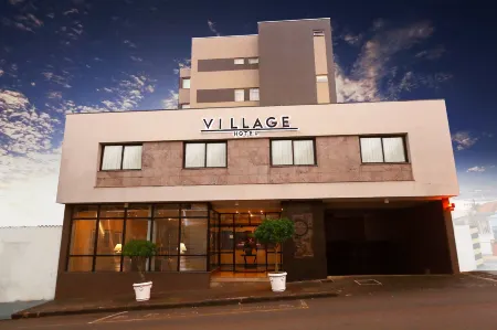 Village Hotel Отели в г. Понта-Гросса