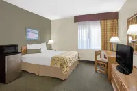 Baymont by Wyndham Janesville