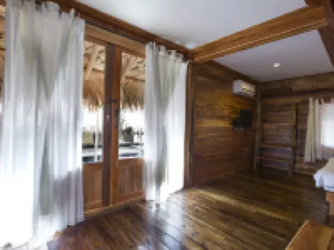 Baantonlamphu Pakpra Hotels in Khuan Khanun