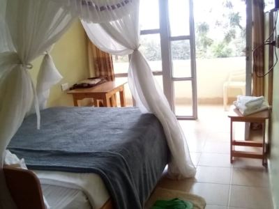 Taphe Guest House Resort
