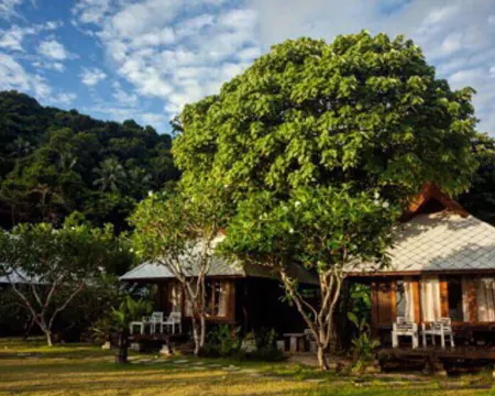 Thanya Beach Resort Hotels in Koh Ngai