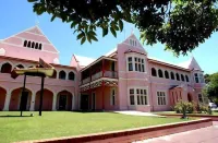 Dolphin Retreat Bunbury - Hostel Các khách sạn gần Bunbury Museum and Heritage Centre