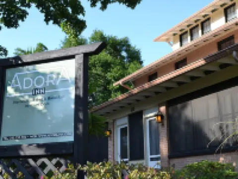 Adora Inn Hotels in Mount Dora