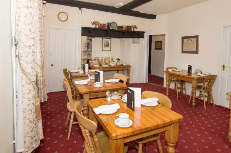 The Abbey Hotel & Apartments Отели в г. Бери Сент-Эдмундс