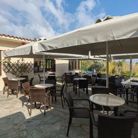 Corali Hotel