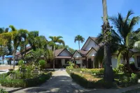 Lanta IL Mare Beach Resort Hotels near Klong Toab Beach