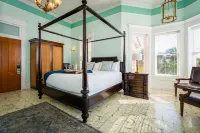 Southernmost House - Adult Exclusive - Balkon