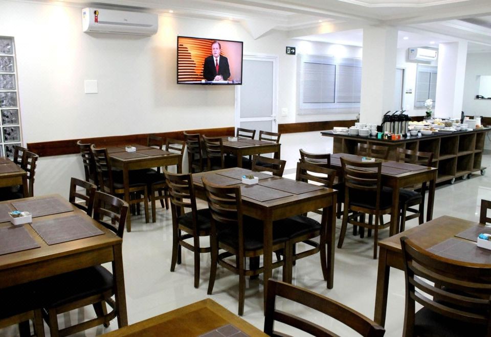 Avare Plaza Hotel Over view