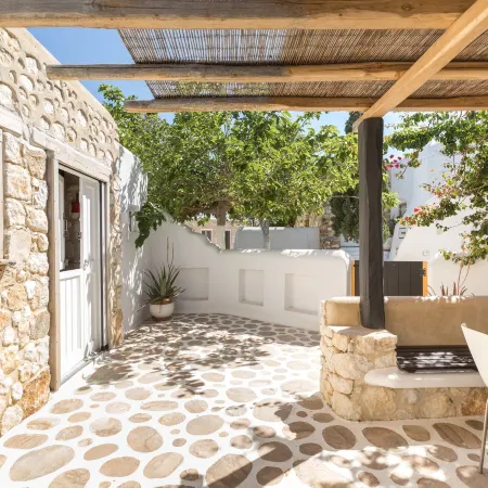 Kallos Villas & Suites