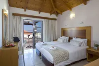 Isida Hotel Agia Marina - Hot Tub