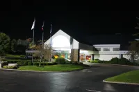 DoubleTree Suites by Hilton Hotel Dayton - Miamisburg Hotels in Miamisburg