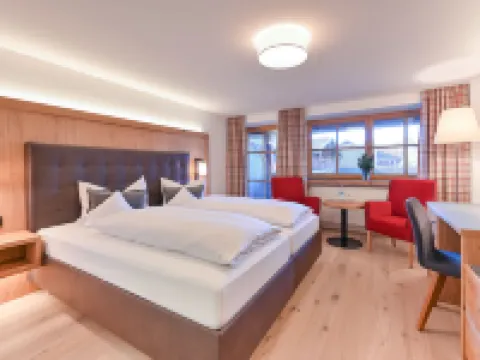 โรงแรมเฮลเมอร์ โรงแรมในฟึสเซิน